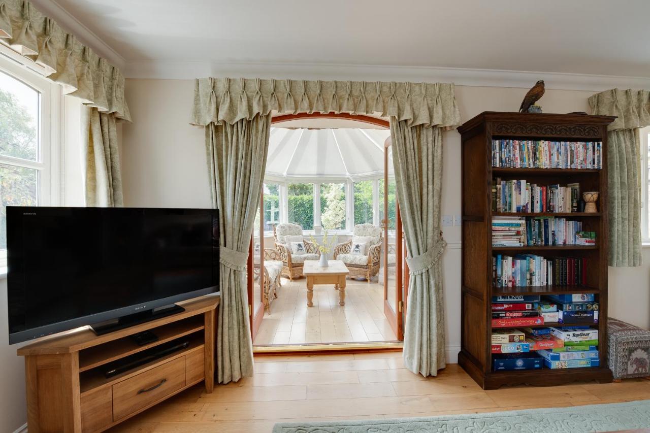 Oak Tree Cottage, Charming, Rural New Forest Home Boldre Exterior photo